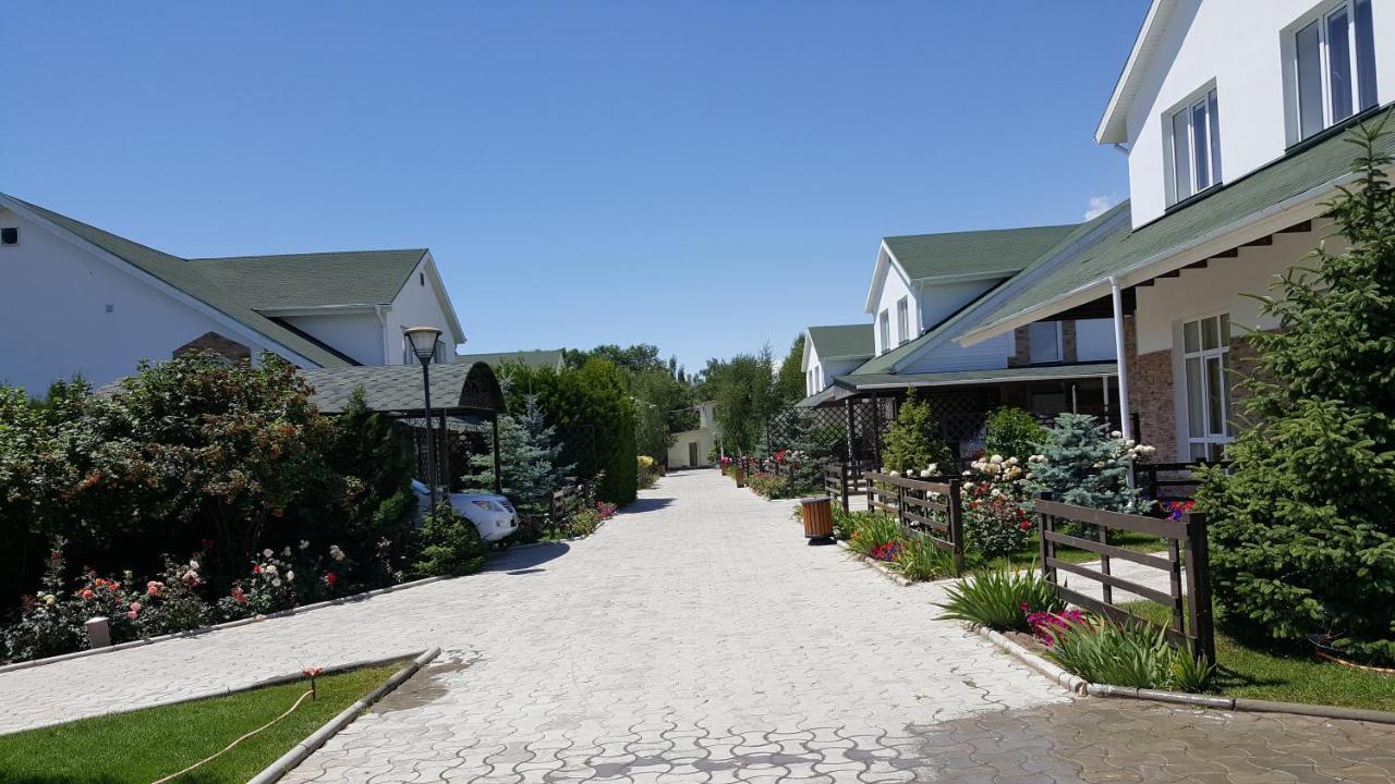 Kapriz Resort 보스테리 외부 사진