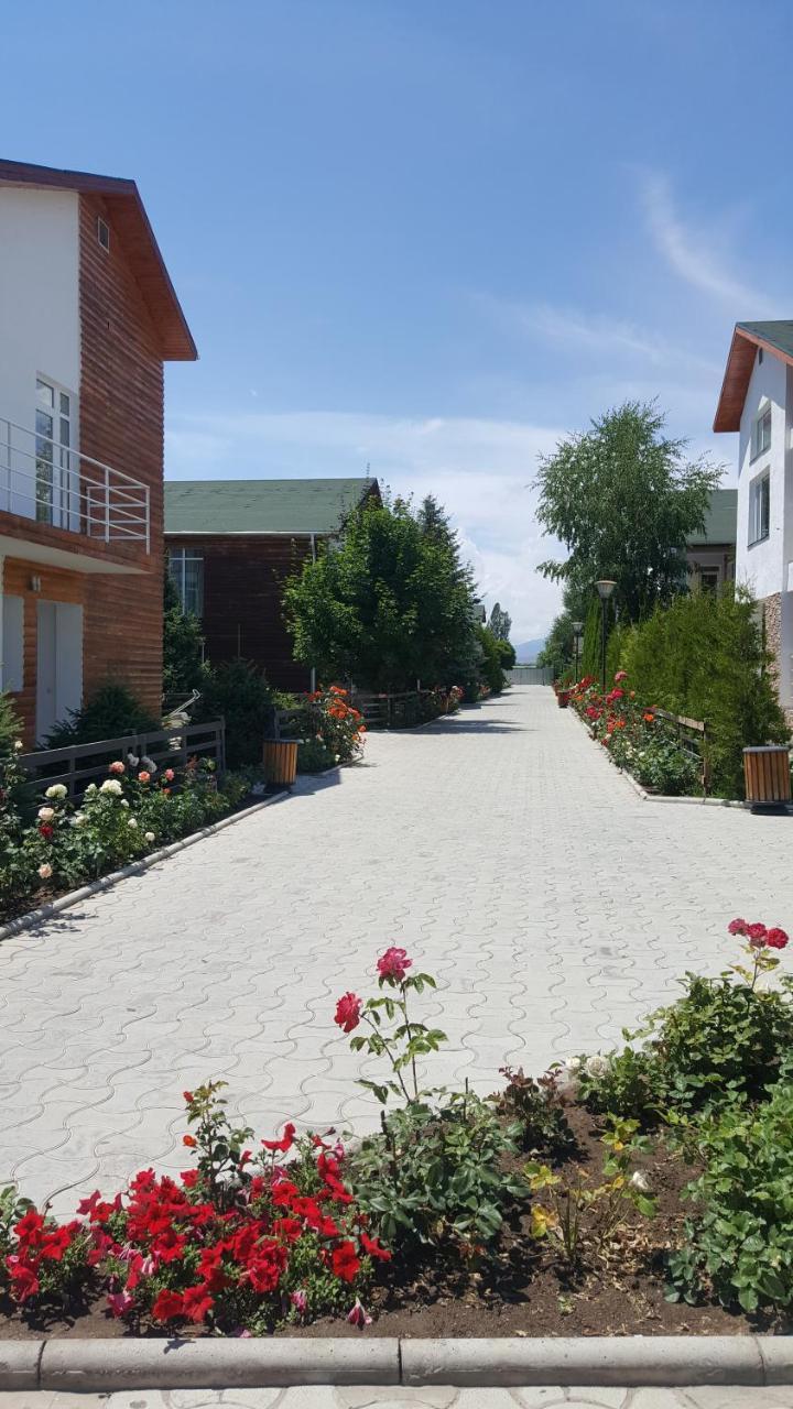 Kapriz Resort 보스테리 외부 사진